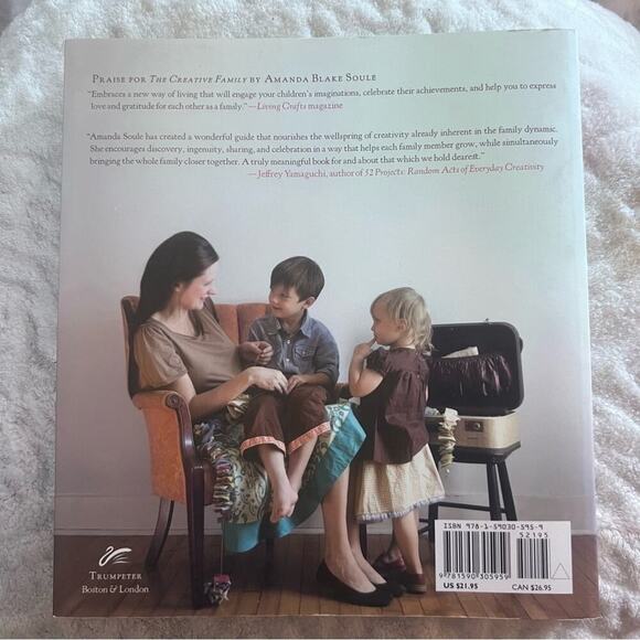 COPY - Handmade Home DIY Arts and Crafts Book. - Picture 2 of 6